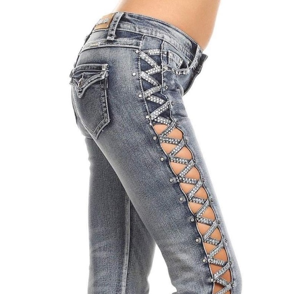 Platinum Plush Denim - 💥HOST PICK💥Zig Zag OPen Sides